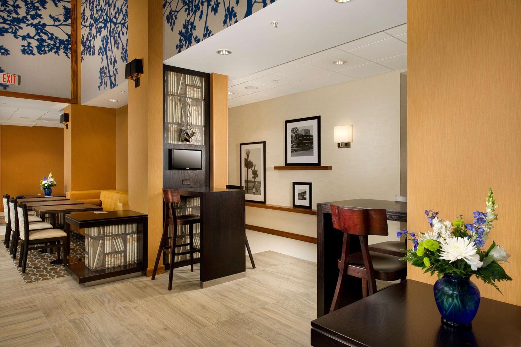 Hampton Inn And Suites Washington Dc North/Gaithersburg Exterior photo